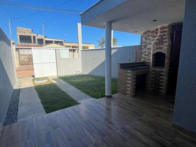#734 - Casa para Venda em Cabo Frio - RJ