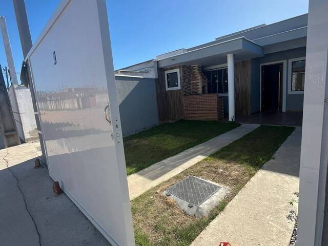 #734 - Casa para Venda em Cabo Frio - RJ