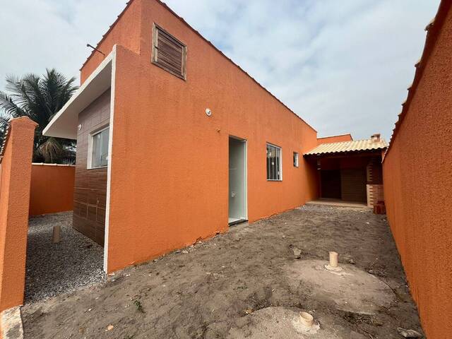 #781 - Casa para Venda em Cabo Frio - RJ
