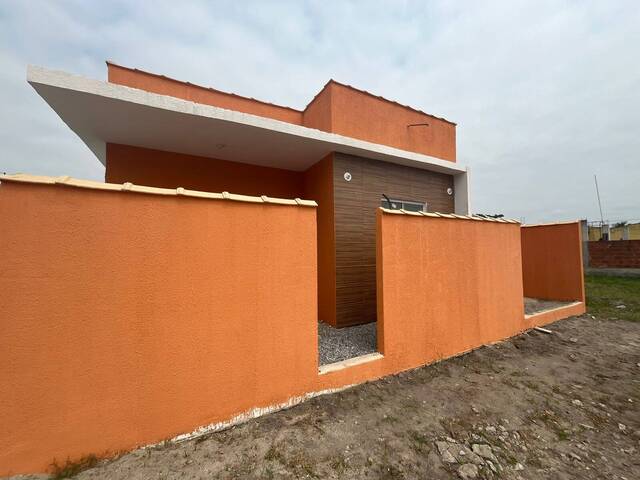#781 - Casa para Venda em Cabo Frio - RJ