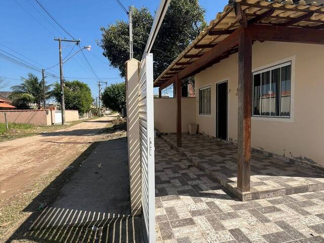 #785 - Casa para Venda em Cabo Frio - RJ - 2